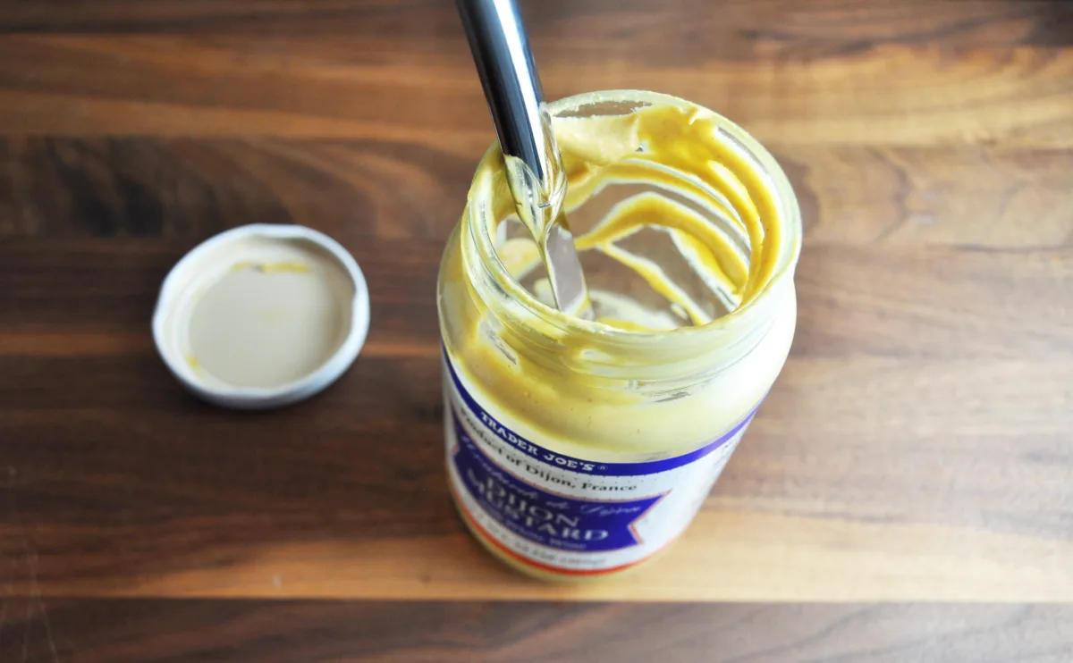 The brilliant trick to getting the very last mustard out of the jar