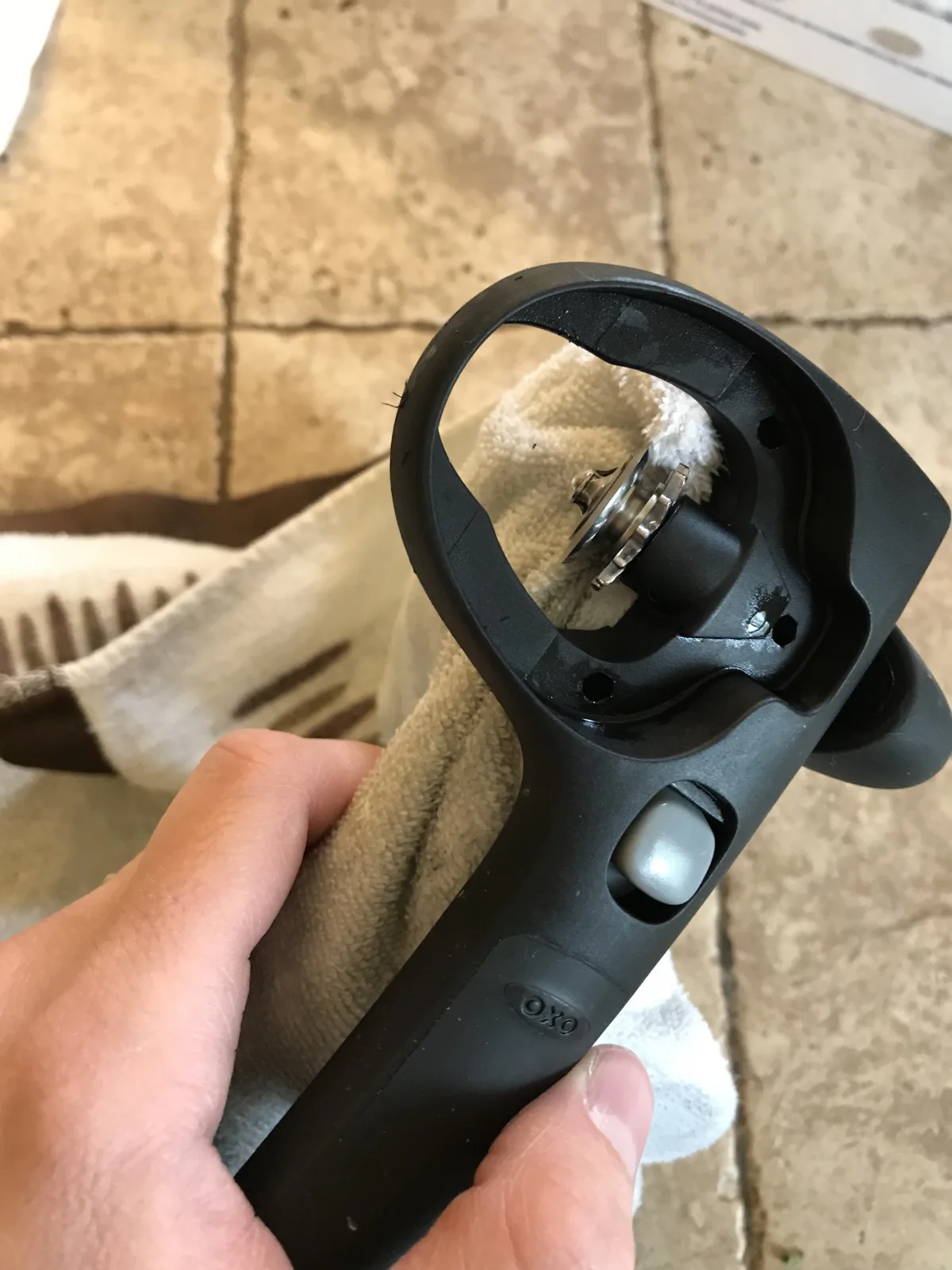 how-to-clean-a-can-opener-step-three