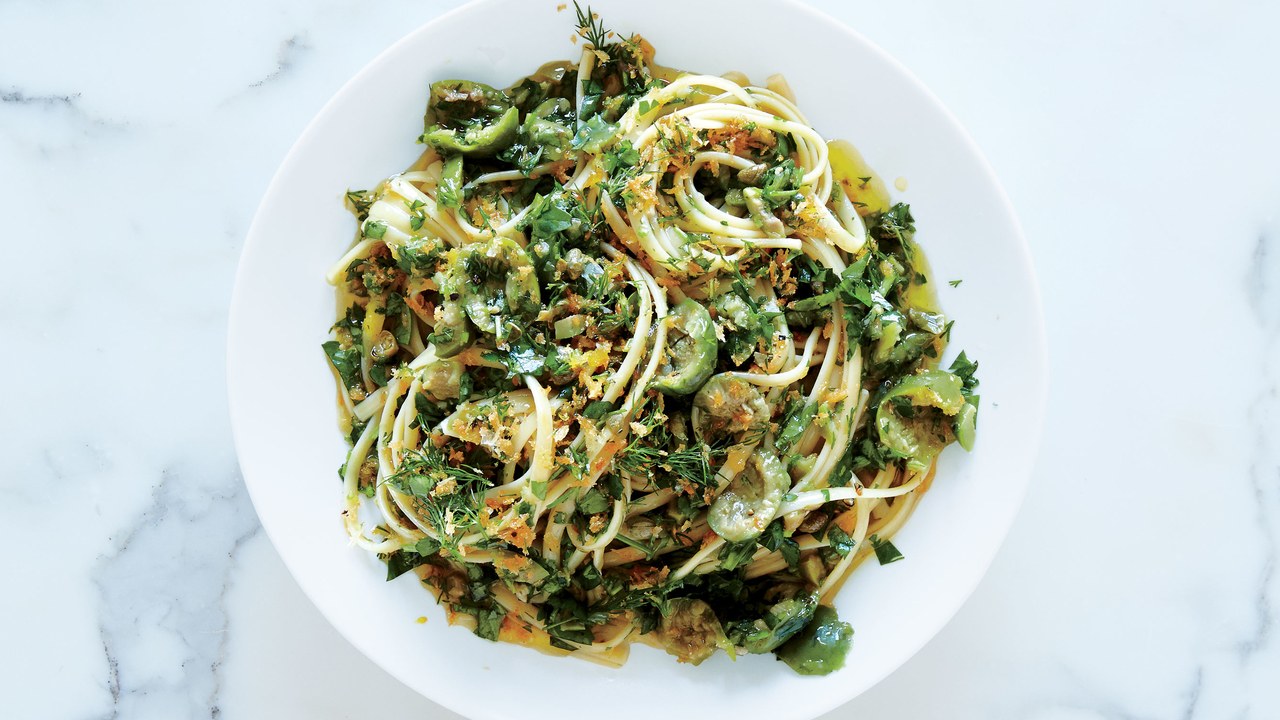 Cool Mom Eats weekly meal plan: Linguine with Green Olive Sauce with Zesty Bread Crumbs | Photo by Linda Xiao Bon Appetite Cool Mom Eats weekly meal plan: Linguine with Green Olive Sauce with Zesty Bread Crumbs | Photo by Linda Xiao Bon Appetite