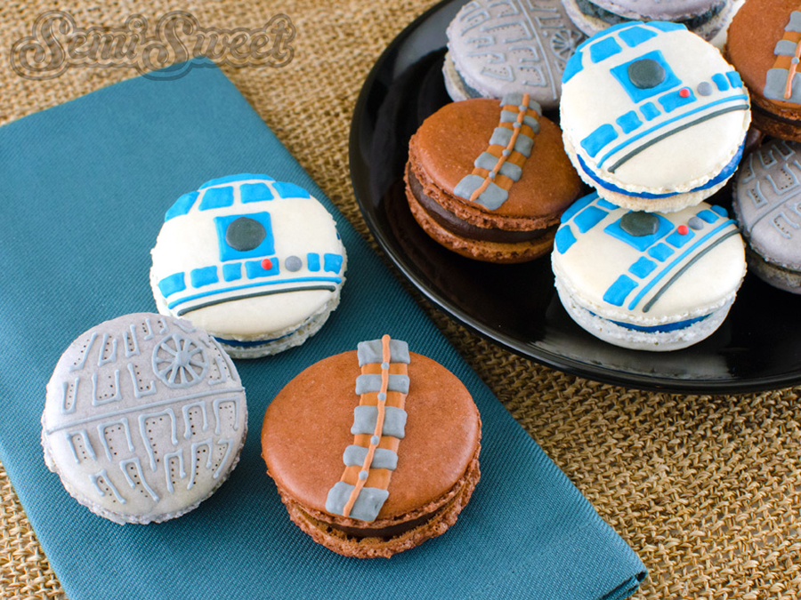 Star Wars Treats: Stars Wars Macarons from Semi Sweet Designs