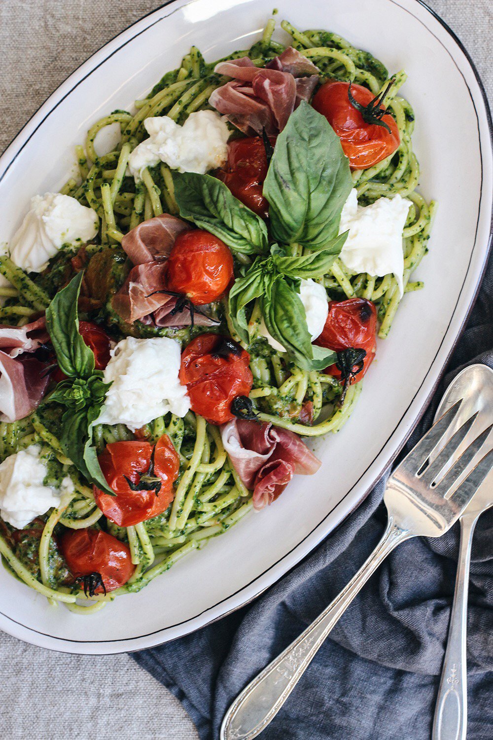 Cool Mom Eats weekly meal plan: Caprese Pasta with Roasted Tomatoes and Burrata at Honestly Yum