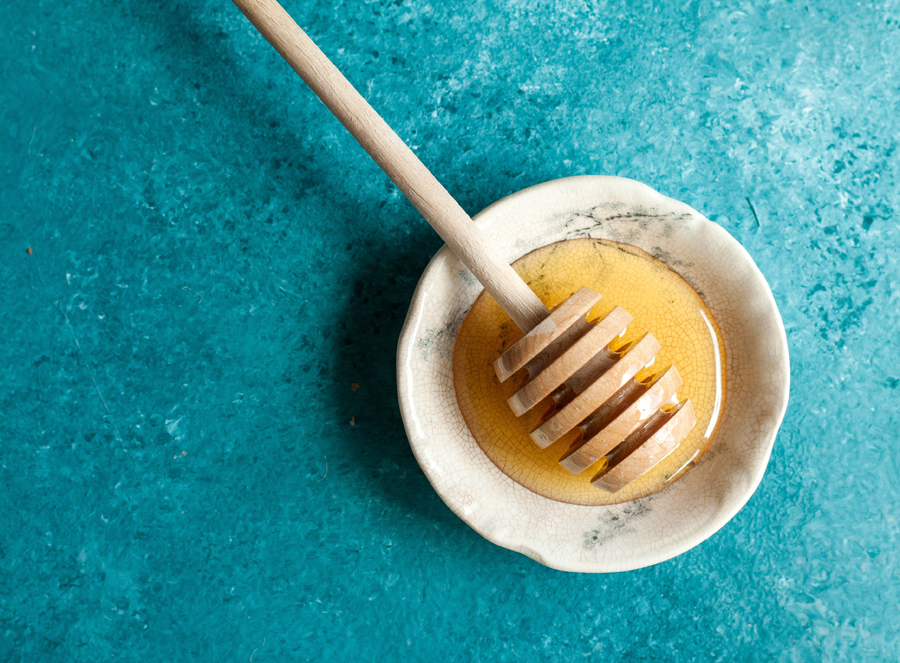 Tips and Tricks For Measuring Sticky Ingredients: Honey