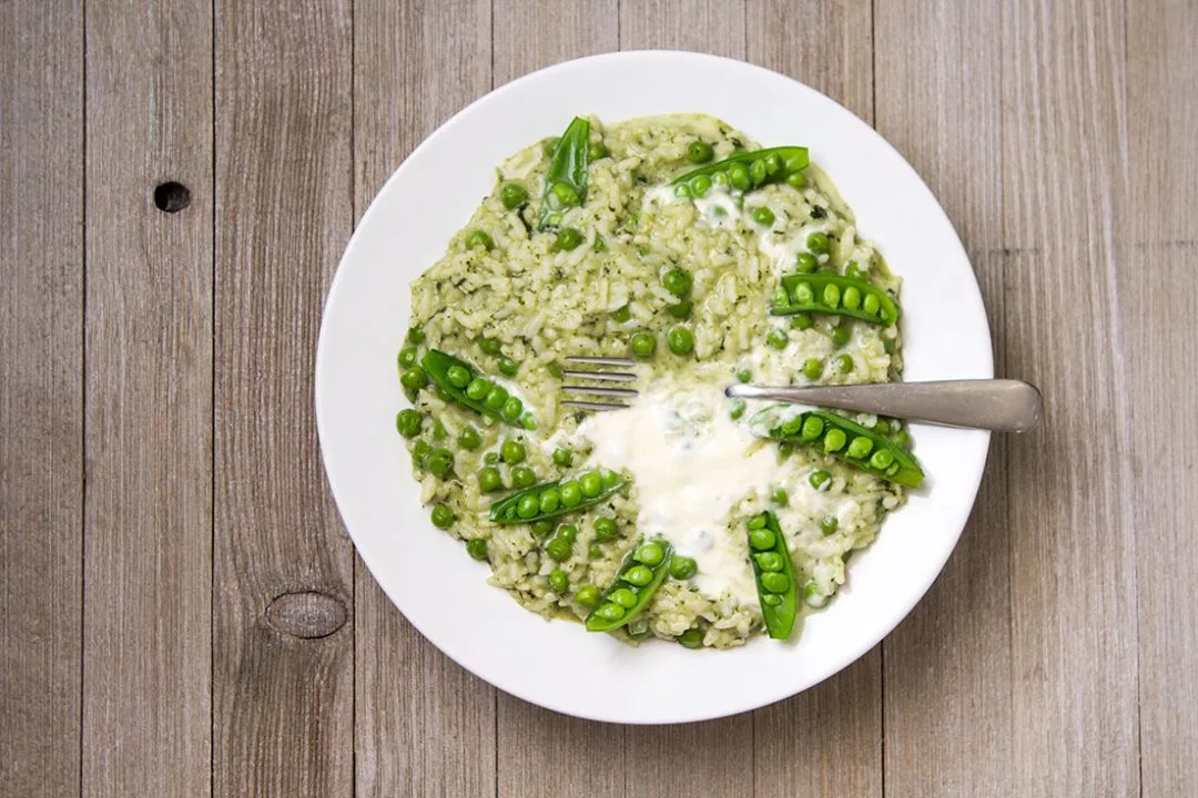Instant Pot risotto with peas and mint | The Foodie Eats : Summer Instant Pot recipes