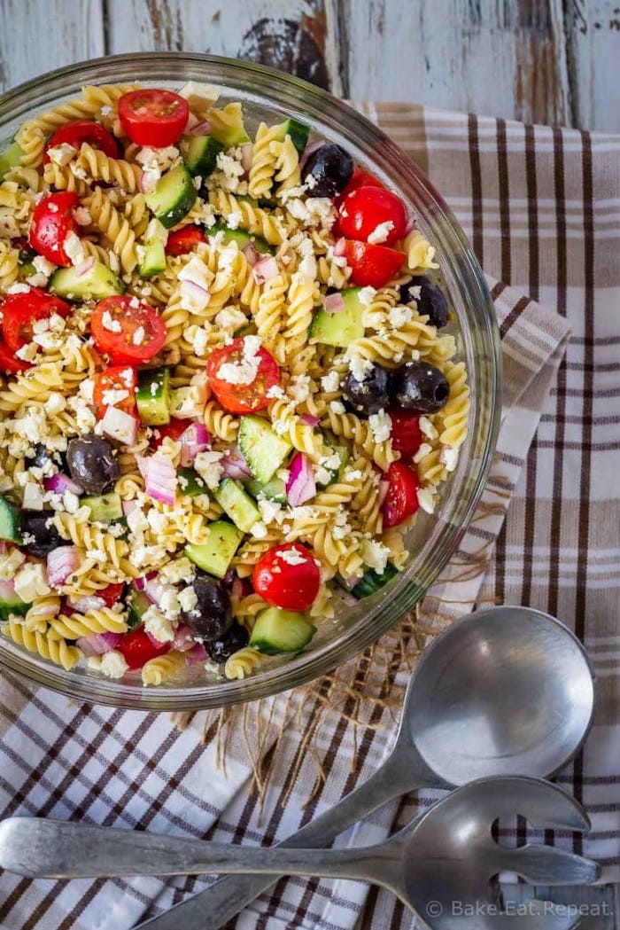 Weekly meal plan: Greek Pasta Salad at Bake Eat Repeat