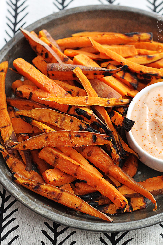 Snack recipes to increase breast milk supply: Crispy sweet potato fries at Creme de la Crumb