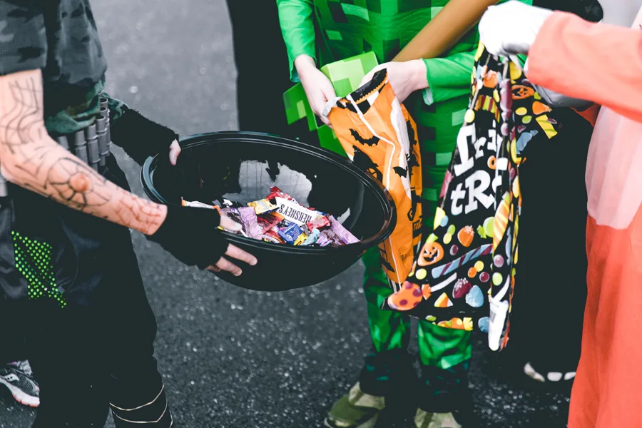 Safe Halloween Candy for Kids with Allergies