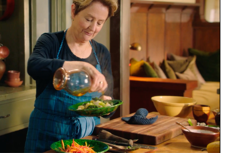 Alice Waters Masterclass video lessons in home cooking : Amazing gift idea for a foodie!