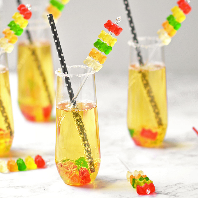 New Year's Eve mocktails for kids: Gummy bear mocktail | Simple Seasonal