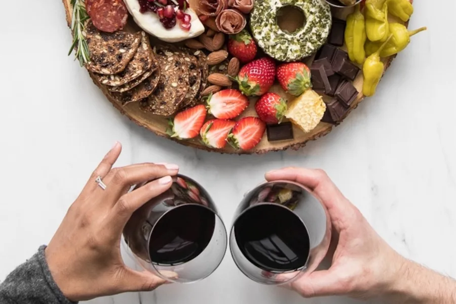 Valentine's night dinner recipe ideas: How to put together a cheese and charcuterie board beautifully, via Chef Sous Chef