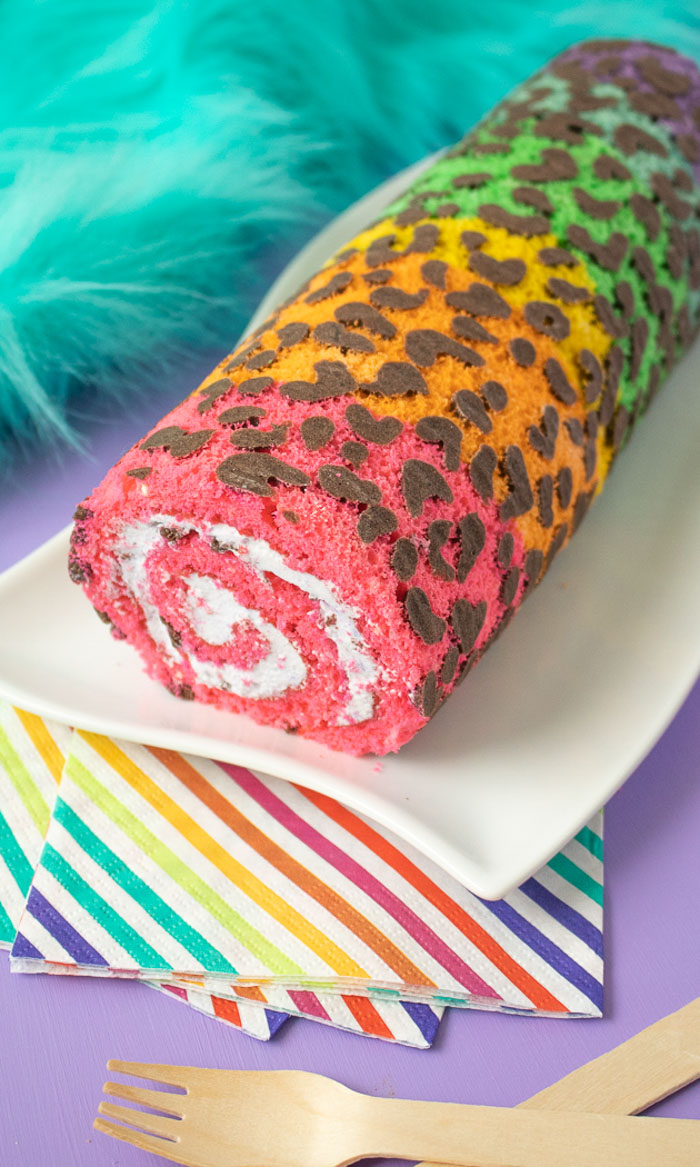 The cutest rainbow desserts for St. Patrick's Day: DIY Lisa Frank rainbow cake | Club Crafted