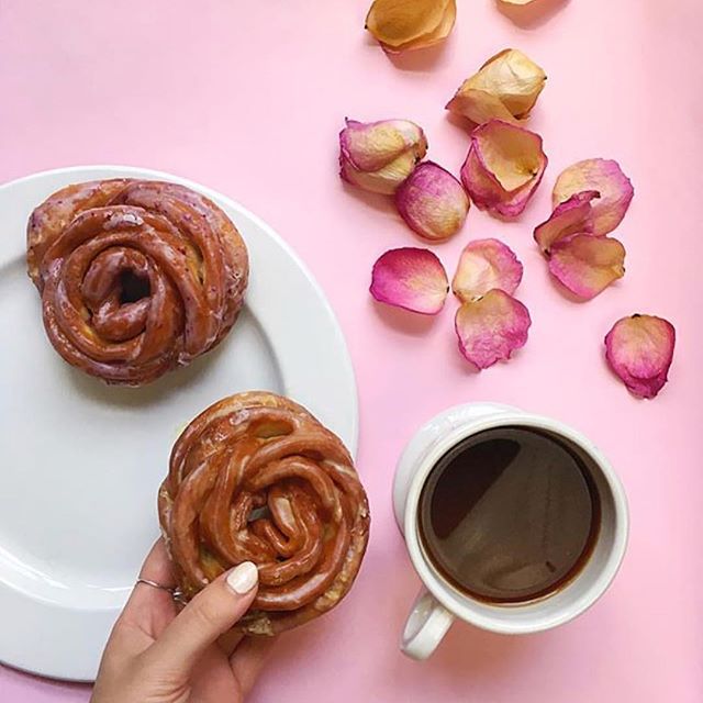 Valentine's Day rose shaped Doughflower donuts from Doughnut Plant: Sweet Valentine's treats besides chocolate | photo @katiealice for @doughnutplant on Instagram Valentine's Day rose shaped Doughflower donuts from Doughnut Plant: Sweet Valentine's treats besides chocolate | photo @katiealice for @doughnutplant on Instagram