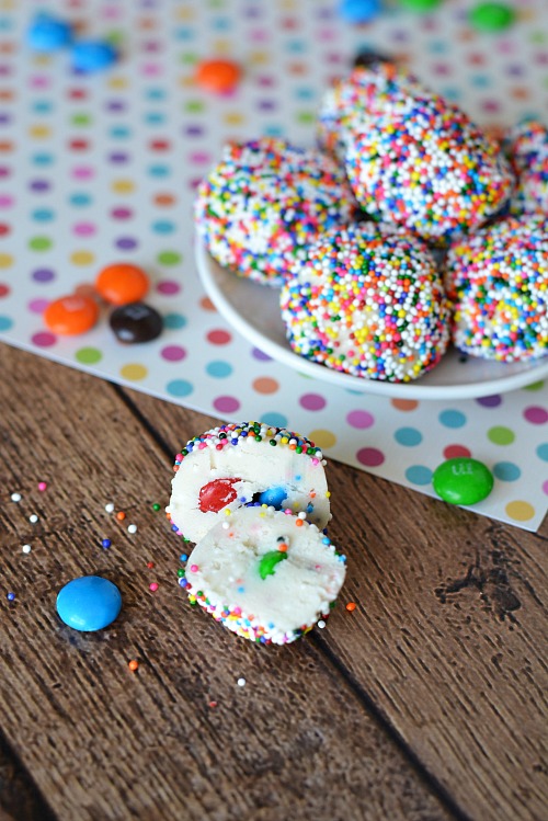 The cutest rainbow desserts for St. Patrick's Day: no-bake rainbow bite desserts | A Cultivated Nest