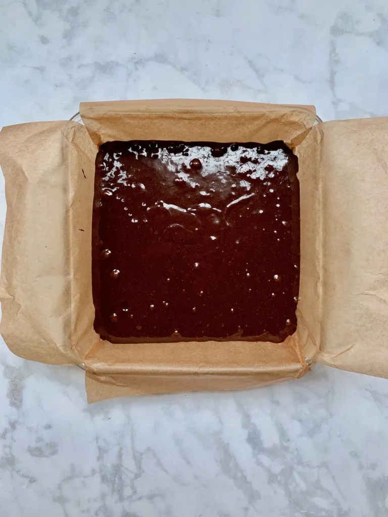 How to remove brownies from the pan: remove clips once batter is in! | © Jane Sweeney Cool Mom Eats