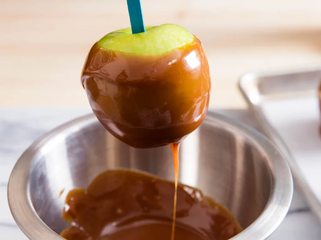 Caramel apples for Rosh Hashanah: Recipe via Serious Eats Caramel apples for Rosh Hashanah: Recipe via Serious Eats