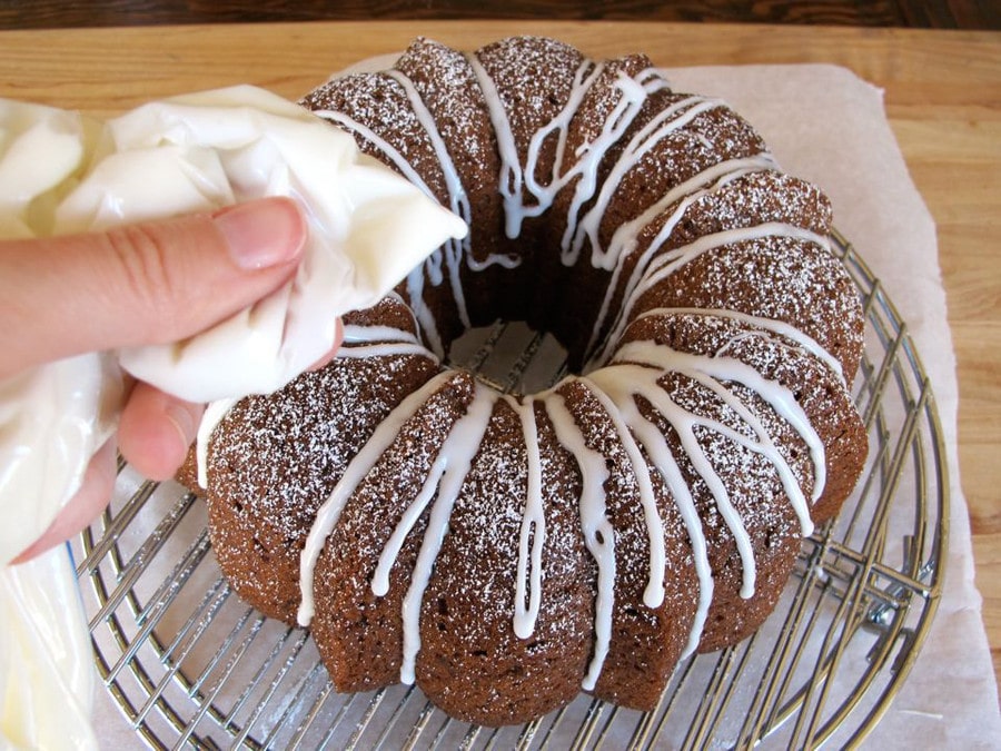 Rosh Hashanah apple recipes: Tori Avey's Honey Apple Cake
