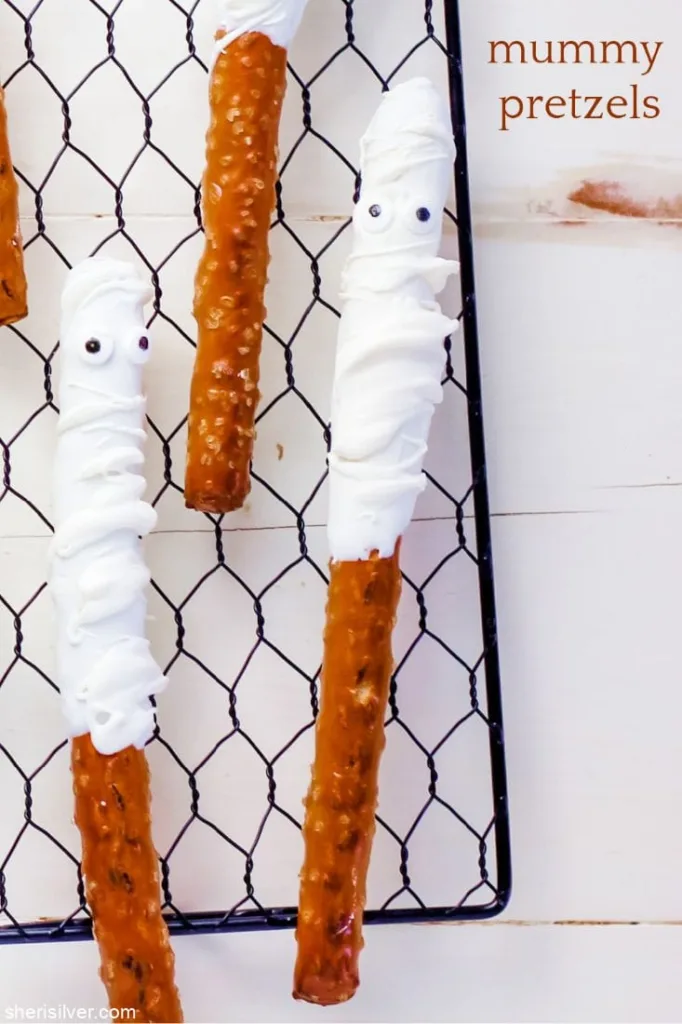 Mummy Pretzels | Sheri Silver