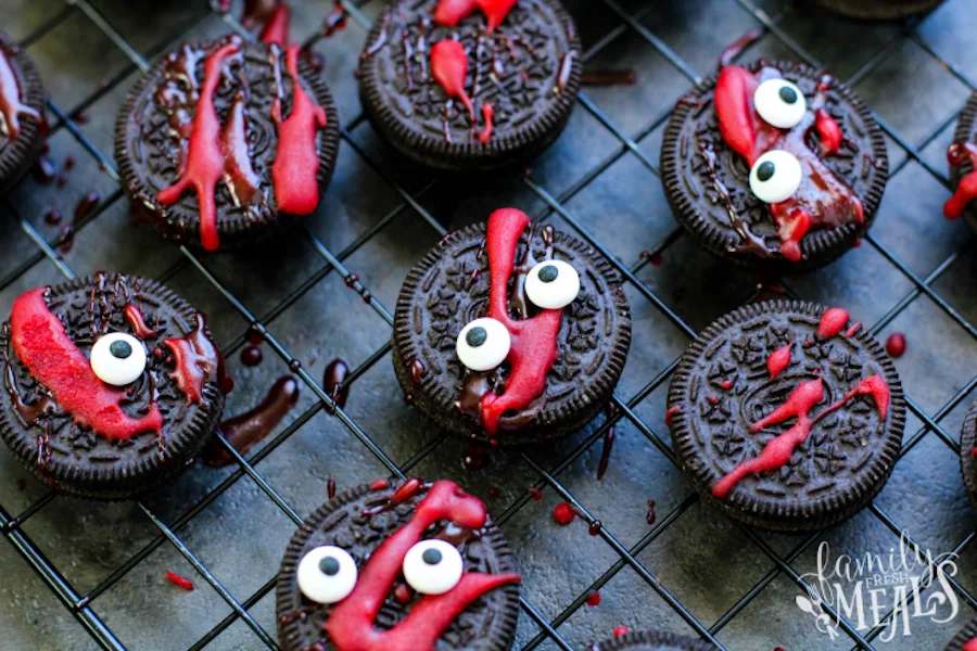 6 easy Oreo Halloween treats your kids can help make