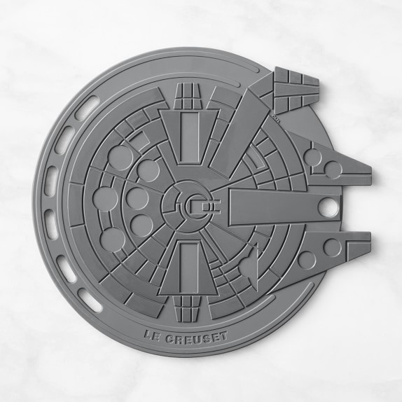 Le Creuset Star Wars collection: An affordable silicone Millennium Falcon trivet