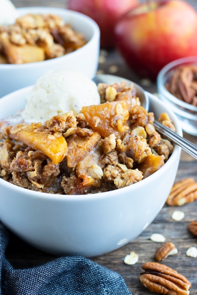 Weekly meal plan: Apple Crisp at Evolving Table
