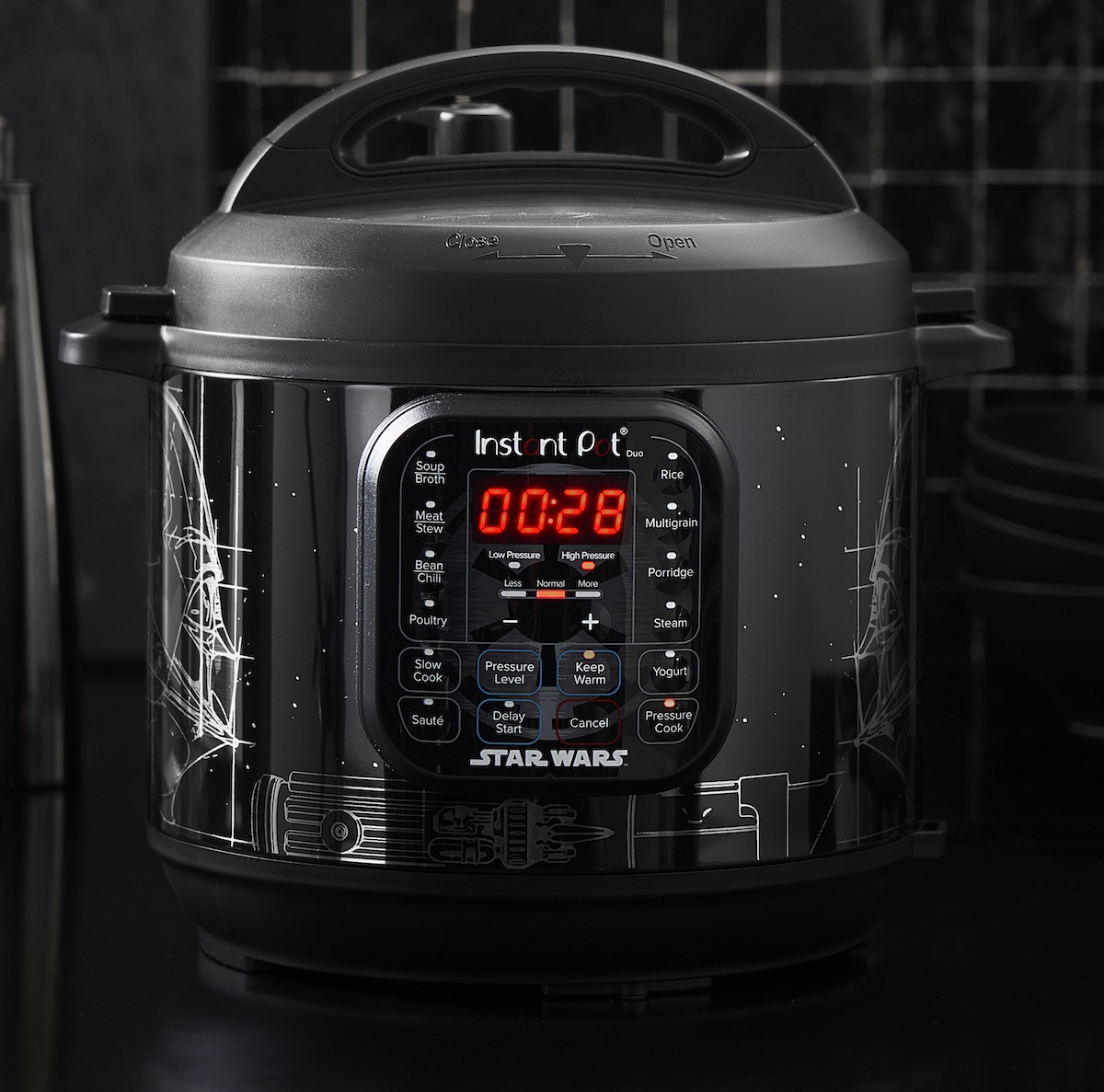 Star Wars Instant Pots:Darth Vader