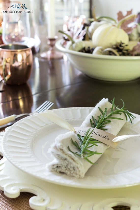 Eco-friendly table settings for Thanksgiving: DIY no sew linen napkin from On Sutton Place
