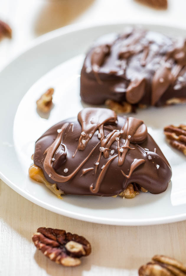 No-bake holiday cookie swap ideas: Homemade chocolate turtles from Averie Cookies