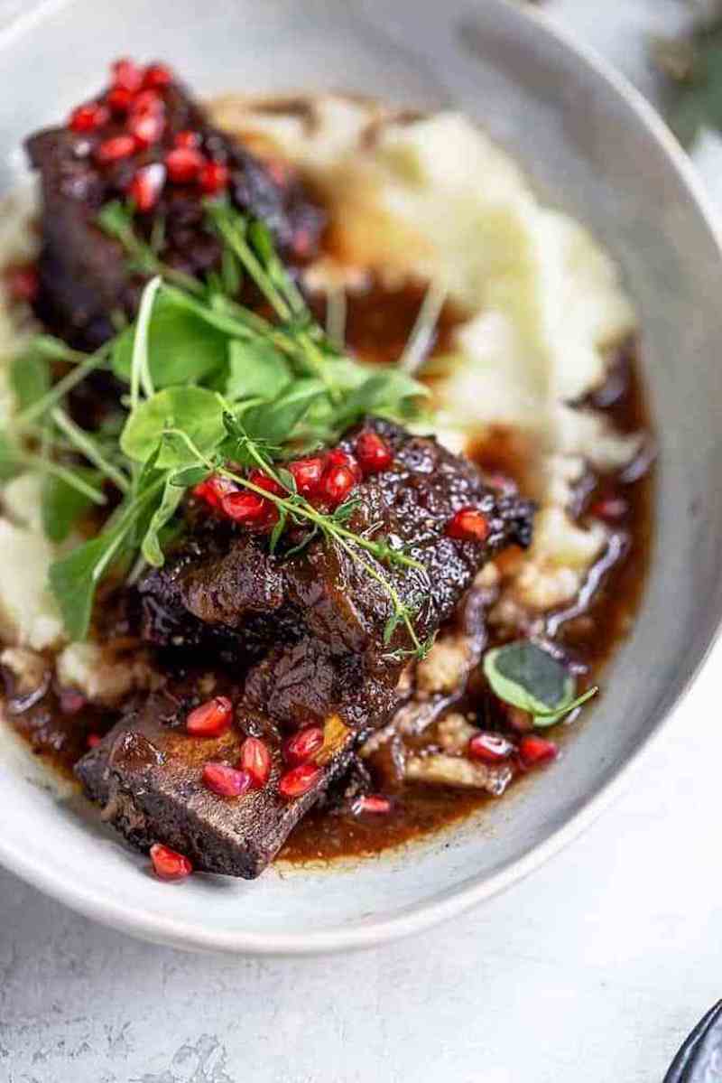 Weekly meal plan: Pomegranate Short Ribs at Grandbaby Cakes
