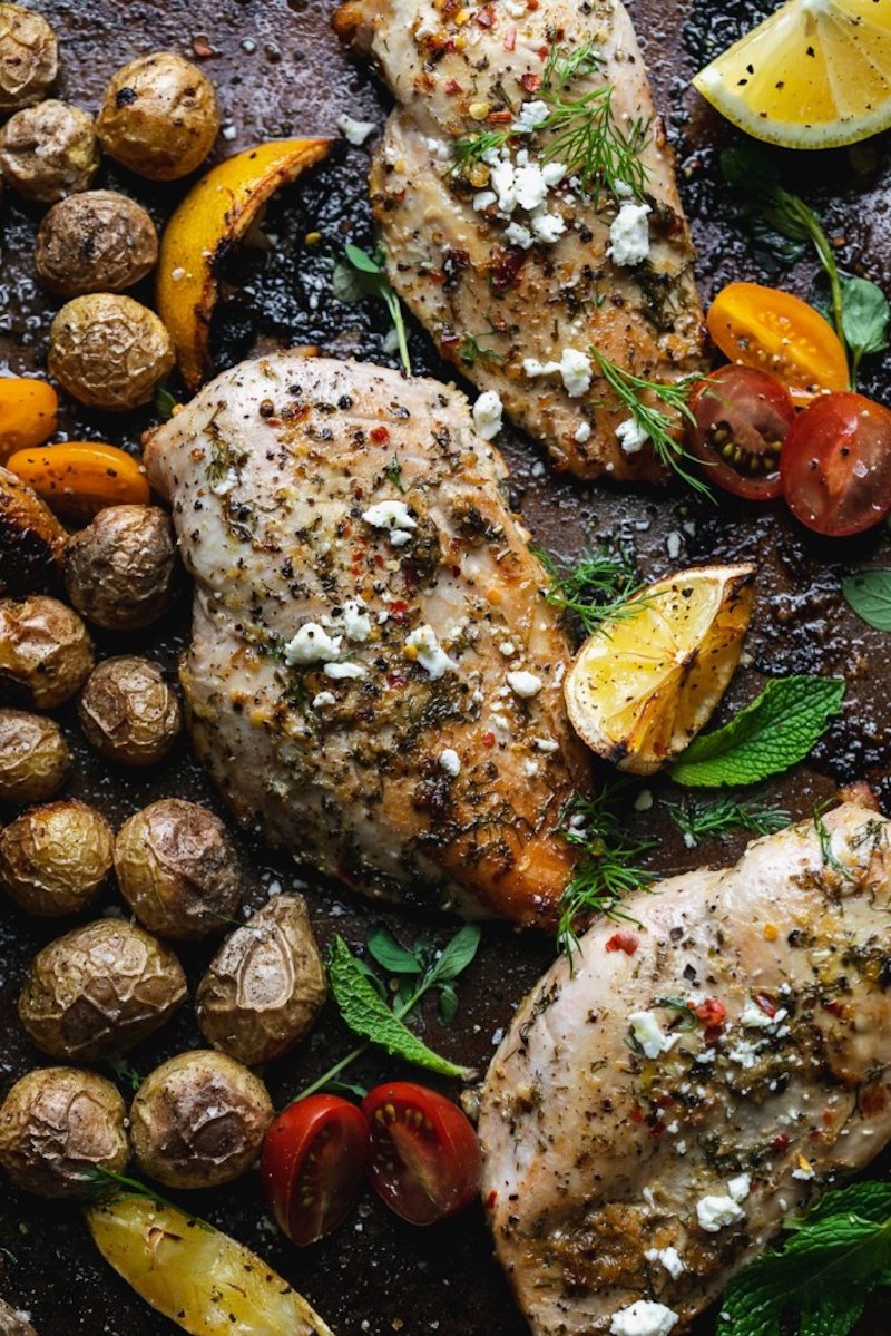 Weekly meal plan: Greek sheet pan chicken at Spices in my DNA