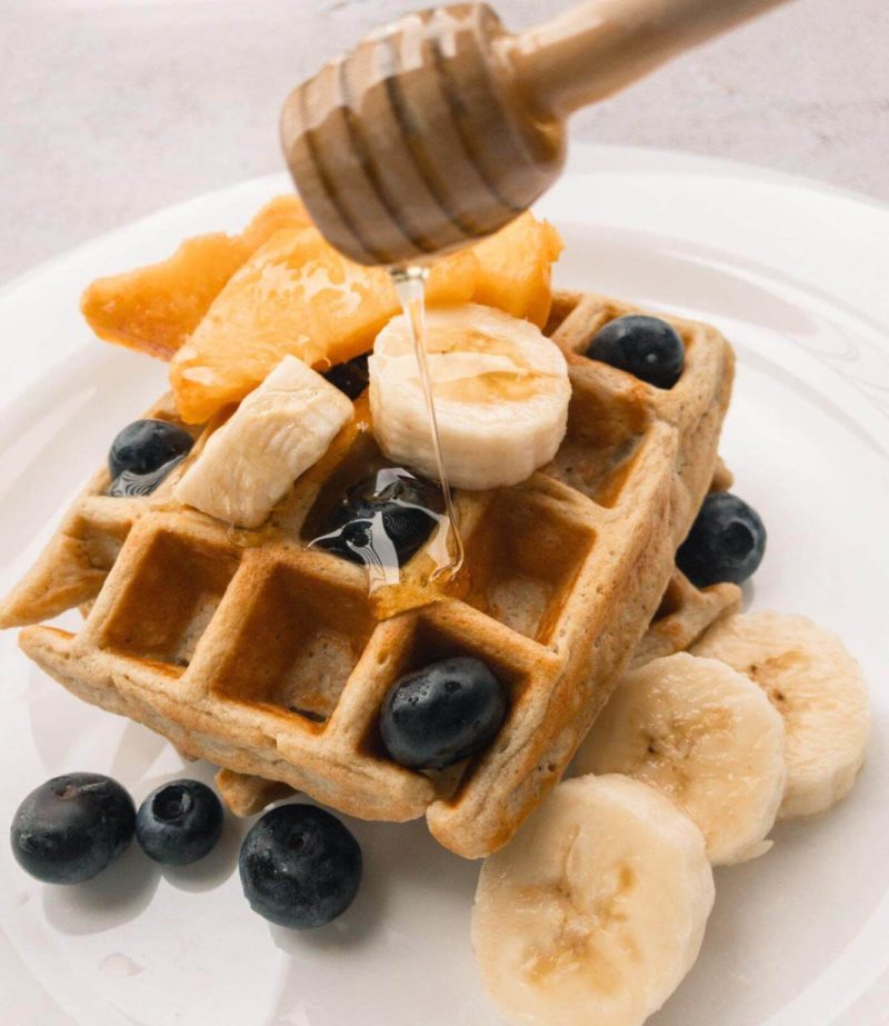 Weekly meal plan: Make a quick waffle bar for dinner, with these banana waffles at Romina's Little Corner
