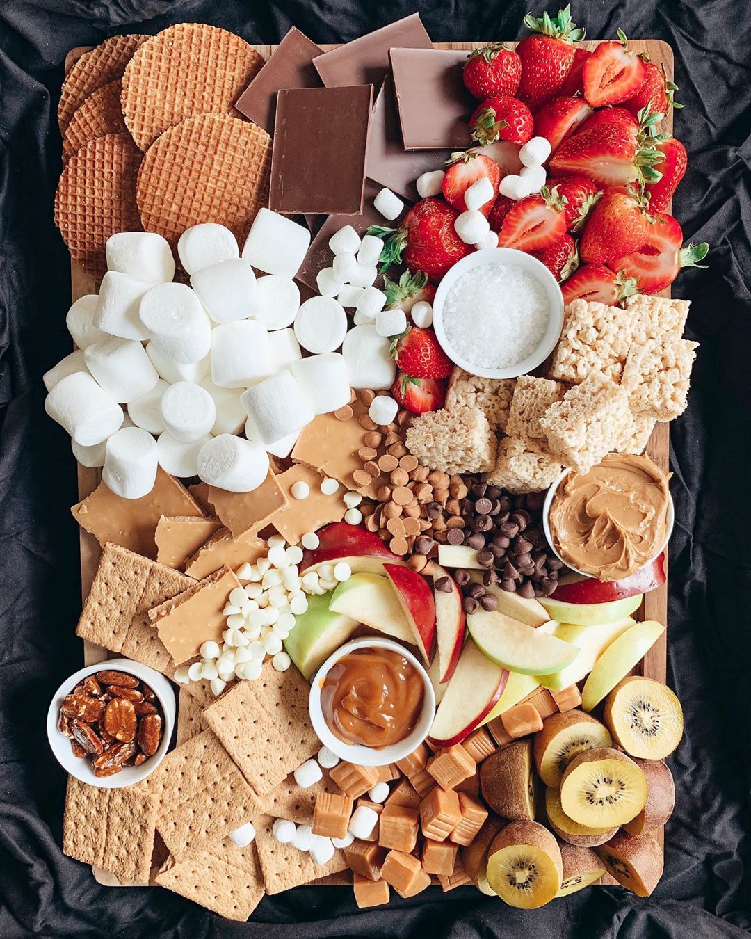 6 snack tray ideas for kids at home all day : S'mores tray from Ashley Merry is such a fun Friday afternoon treat!