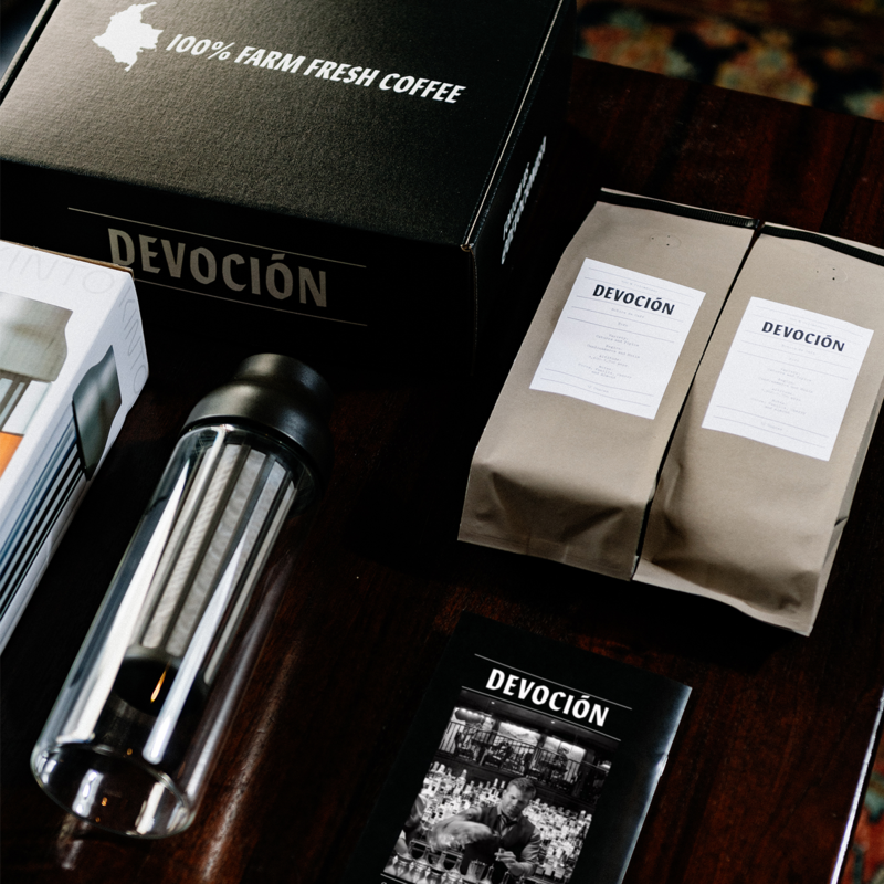 NYC food gifts: coffee gifts from NY based Devoción Coffee like this cold brew cocktail set created with James Beard winning mixologist Leo Robitschek