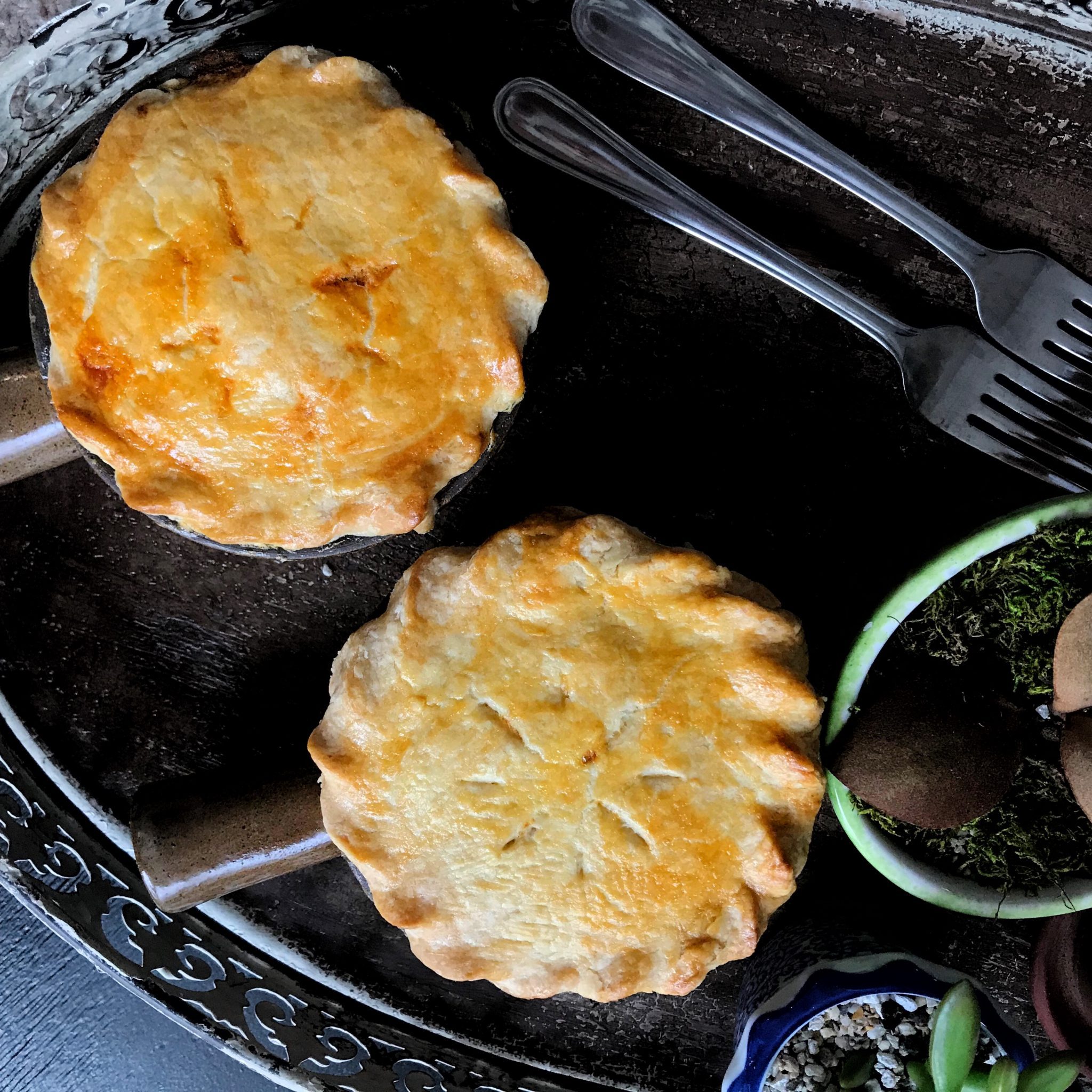 Sidesgiving recipes: Mini Turkey Pot Pies at Pot of Gold Recipes