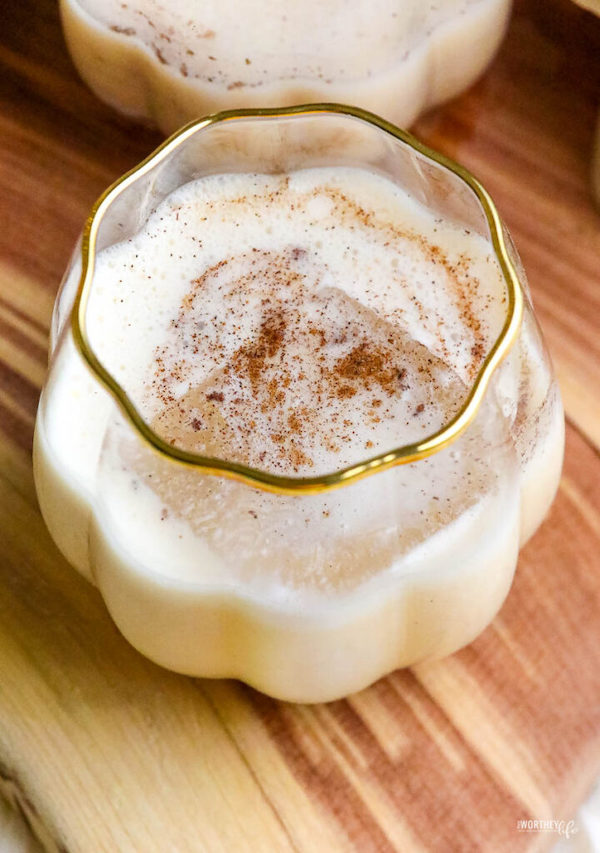 Combine pumpkin spice with eggnog in this mocktail recipe from This Worthy Life