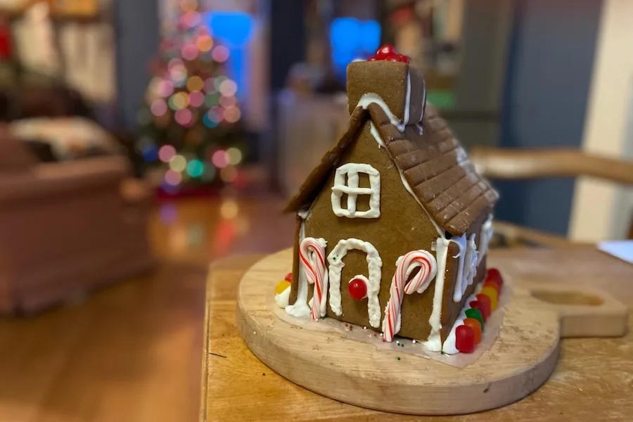 9 Tips for building your first from-scratch gingerbread house...with kids!