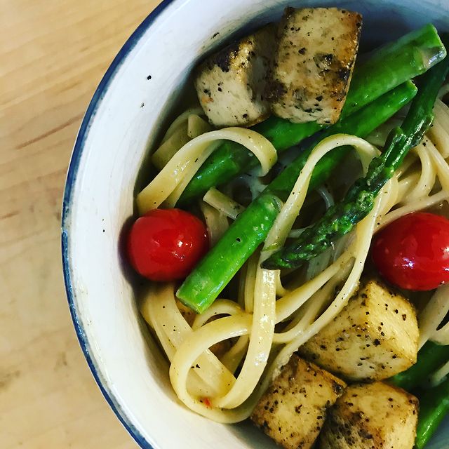 5 tofu recipes for kids: Green pasta with sautéed tofu, recipe on Cool Mom Eats | Photo © Kate Etue for Cool Mom Picks.