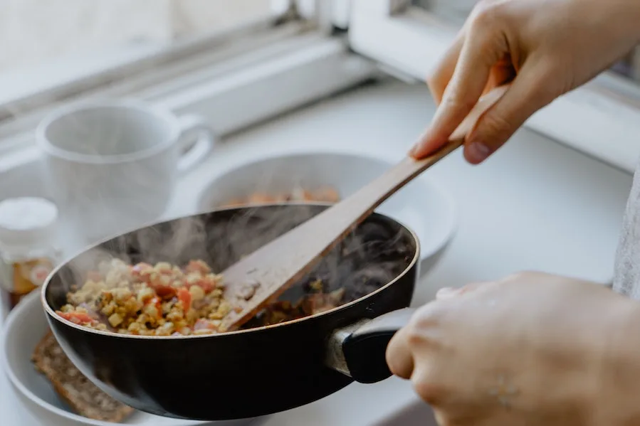 Our weekly meal plan this week for a family of 4: From pasta carbonara to carne asada fries (yes fries!) | Cool Mom Eats