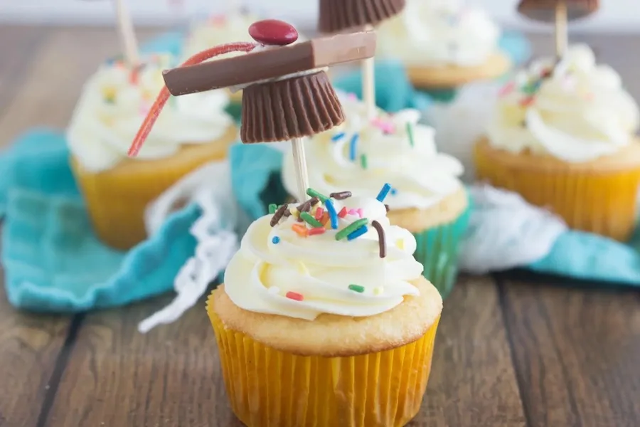 5 fun graduation treats you don’t have to be a professional baker to make