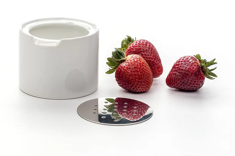 How do you kill fruit flies? Use this fruit fly trap.