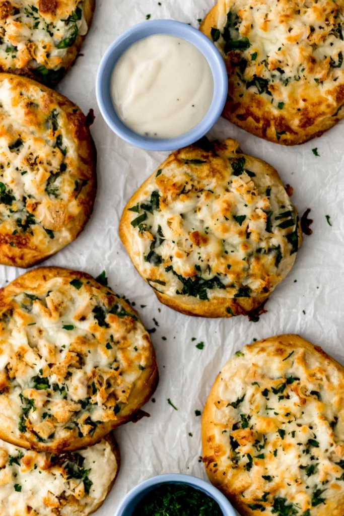 Weekly Meal Plan Ideas: Chicken Alfredo Biscuit Pizza from Simply Lakita