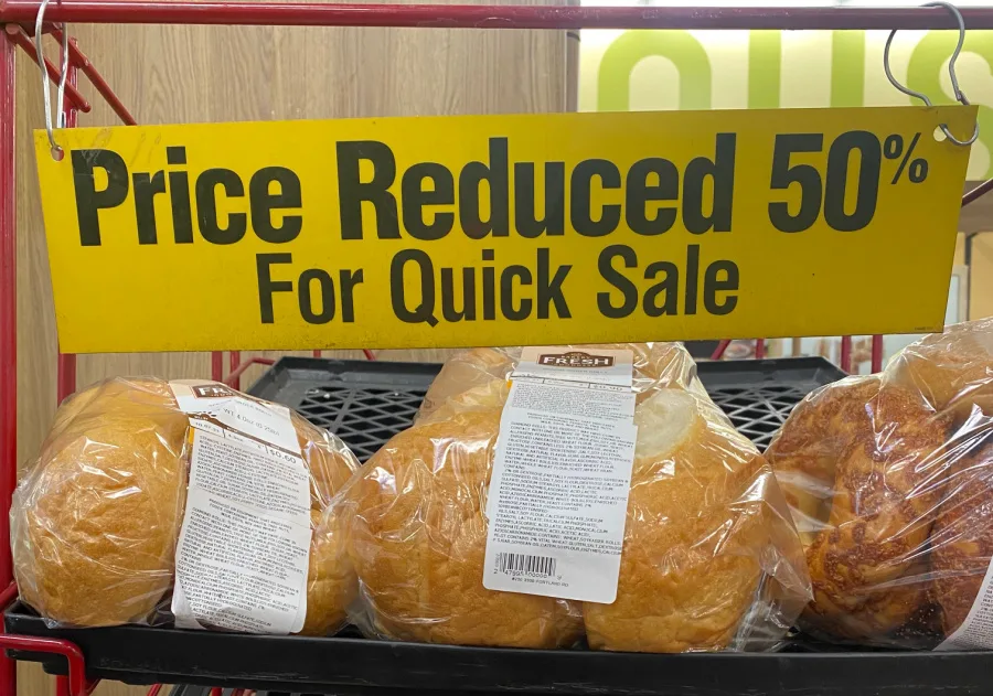 Weekly Meal Plan Ideas from the Clearance Bin