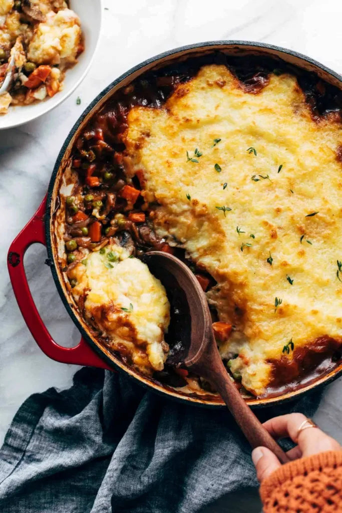 Weekly Meal Plan Ideas 39: Vegetarian Shepards Pie from Pinch of Yum