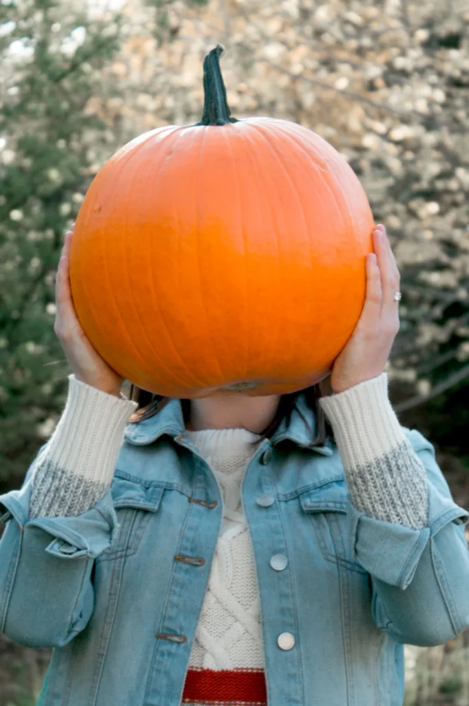 Easy tips for hosting your own pumpkin carving party for kids