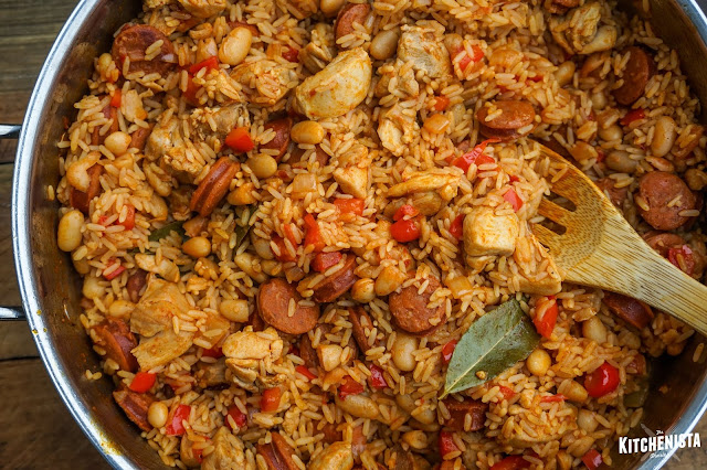 Weekly Meal Plan Ideas #45: Chorizo, Chicken, Rice and Beans from The Kitchenista Diaries Weekly Meal Plan Ideas #45: Chorizo, Chicken, Rice and Beans from The Kitchenista Diaries