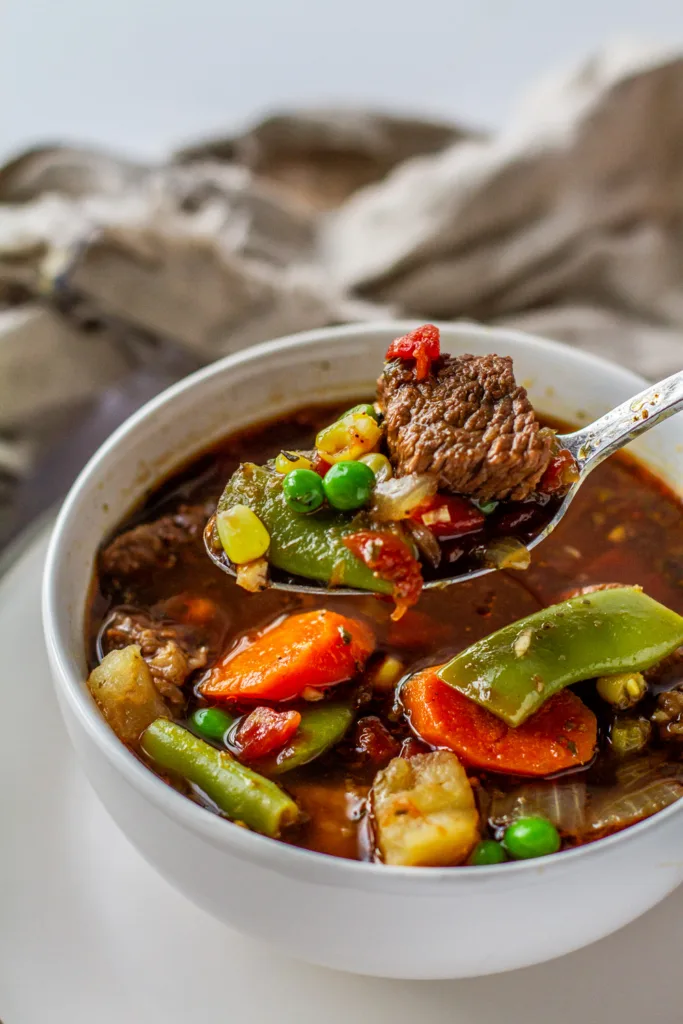 Grandma’s Old Fashioned Vegetable Beef Soup from Meiko and the Dish Grandma’s Old Fashioned Vegetable Beef Soup from Meiko and the Dish