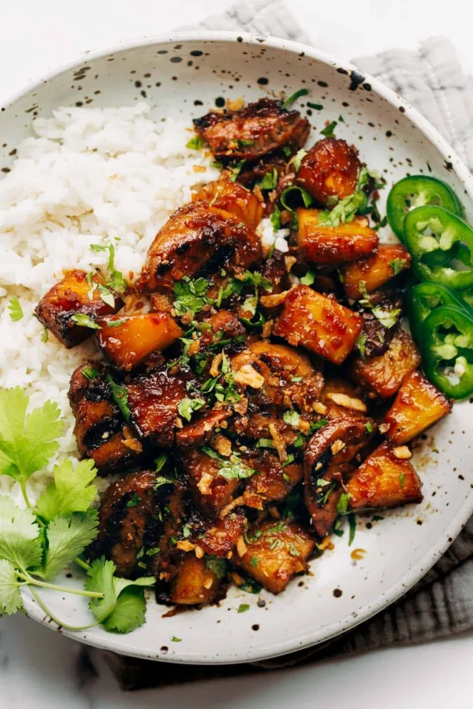 Pineapple Pork with Coconut Rice from Pinch of Yum Pineapple Pork with Coconut Rice from Pinch of Yum