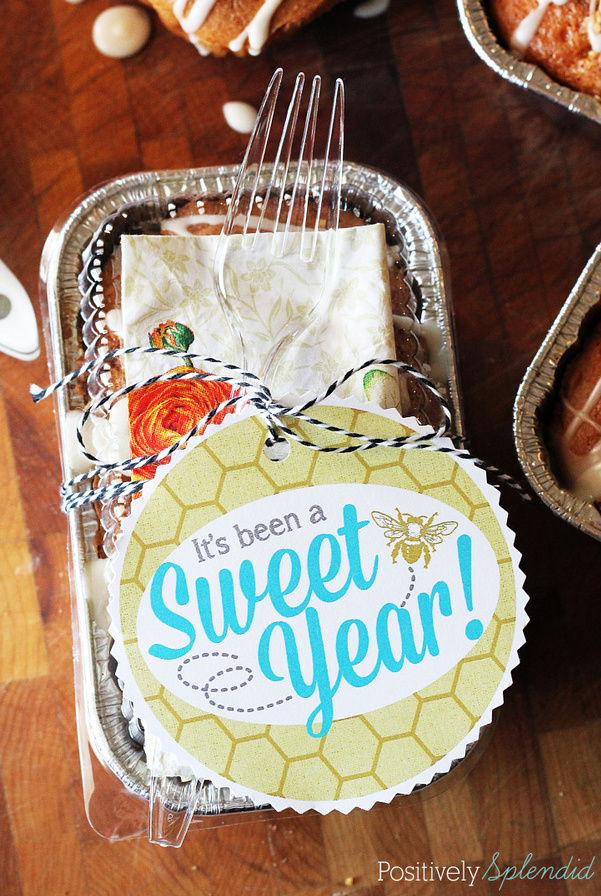 Teacher Appreciation Day printables for food gifts: Sweet Year teacher appreciation gift idea at Positively Splendid