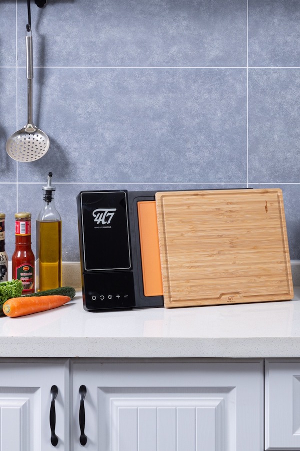 4T7 Smart Kitchen meal prep cutting board is a cool find from TikTok. 4T7 Smart Kitchen meal prep cutting board is a cool find from TikTok.