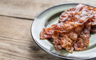 How to make no-mess Maple Glazed Bacon in the oven (and how to put it on everything for Father’s Day).