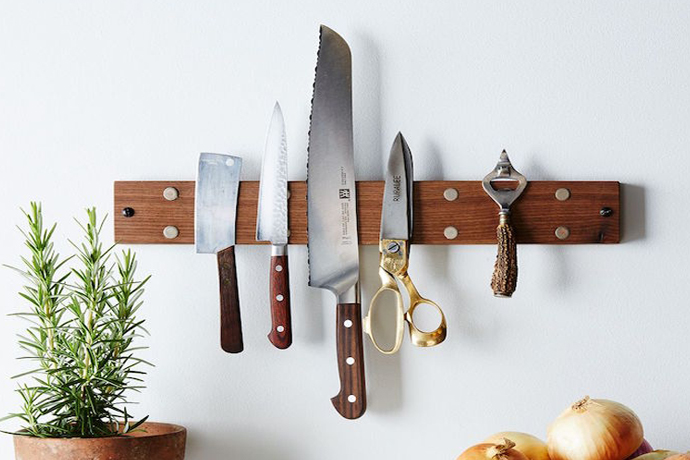 7 cool ways to store kitchen knives properly