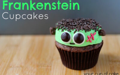7 delightfully creepy Halloween cupcake recipes so easy a zombie could make them.